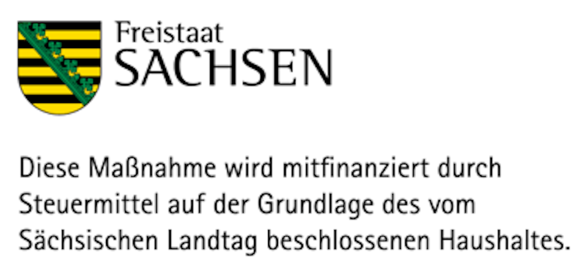 Siegel des Freistaates Sachsen mit Text zur Förderung
