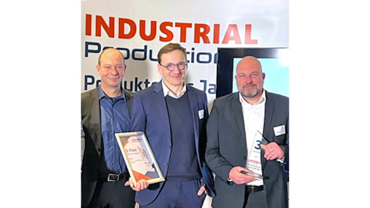 Entgegennahme des Industriepreises vom IP-Redakteur