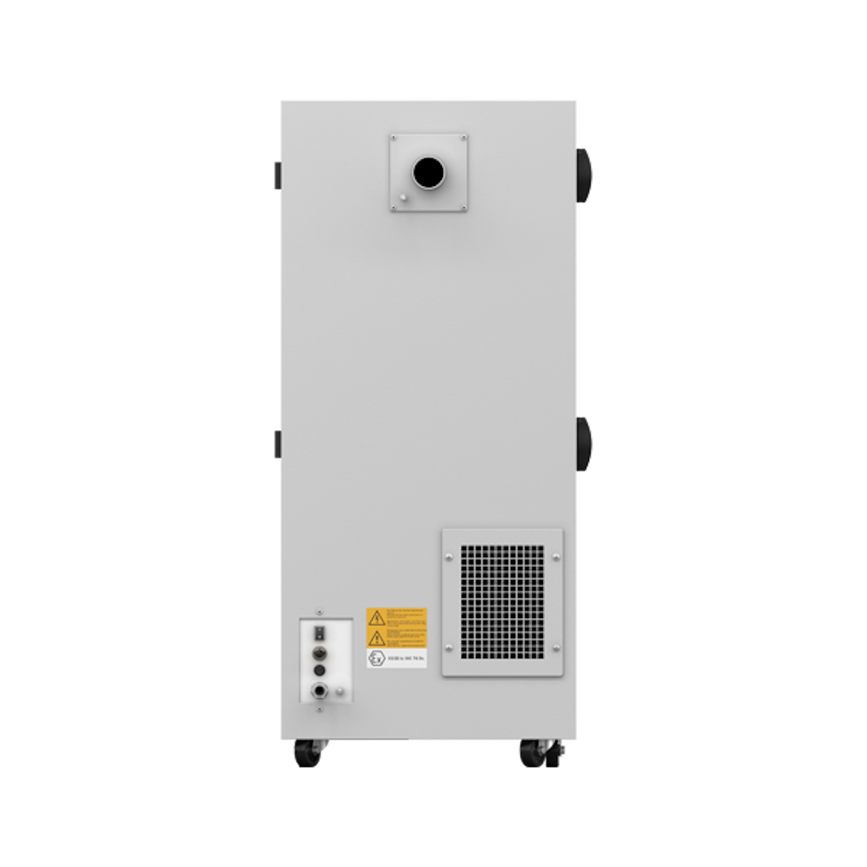 Rückwand der Absauganlage mit Öffnungen und Schnittstellen