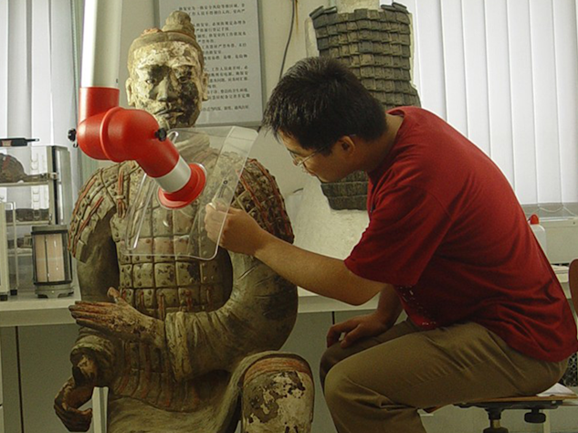 Dust collectors are used in the restoration of the Terracotta Army