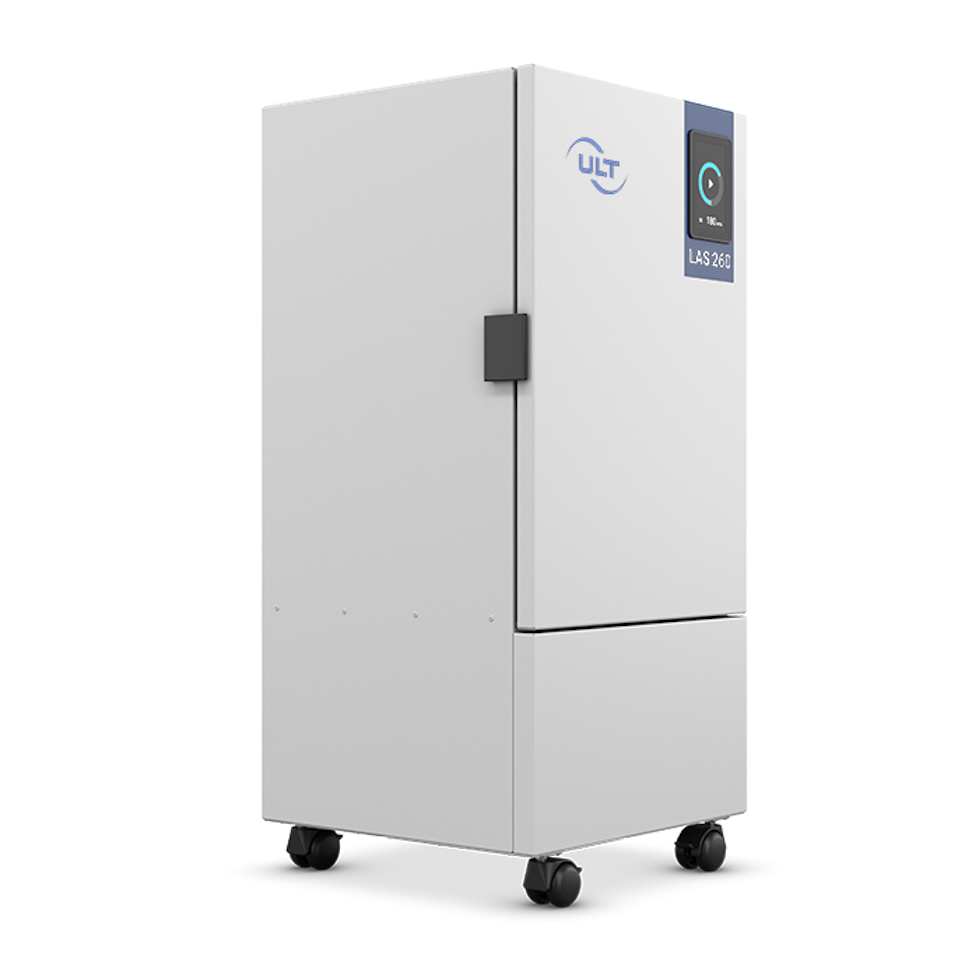 Blick von rechts auf die graue Filteranlage mit Geräterollen